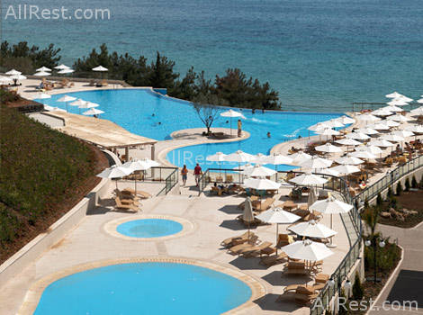 Oceania Club Resort 9